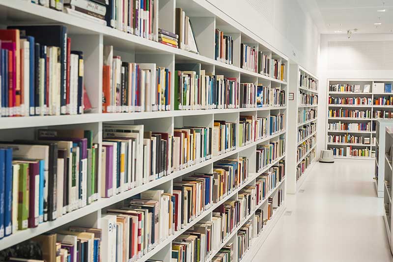 AUE-Library-Image